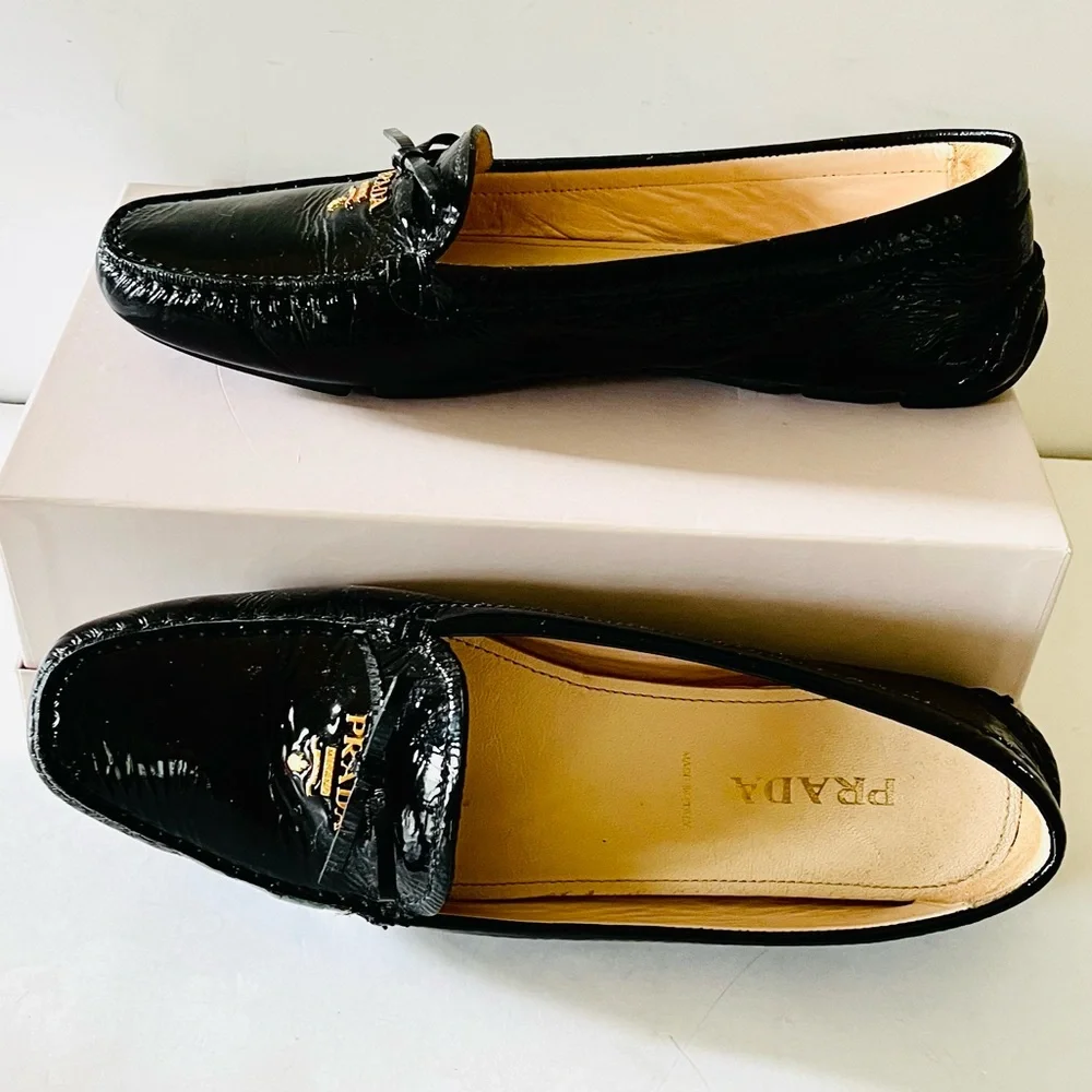 Prada black patent leather driving shoes loafers 38